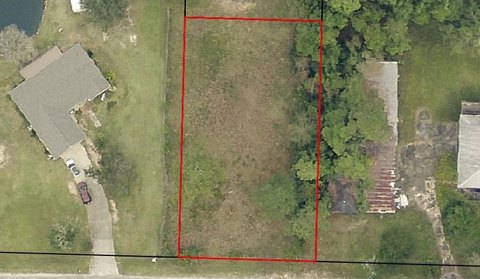 Residential Lot in Milton, FL