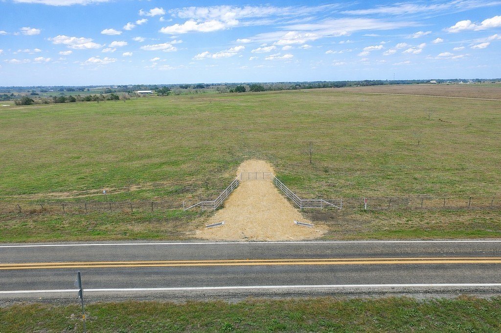 Weimar Acreage with Development Potential