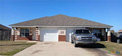 Killeen Duplex in Desirable Neighborhood