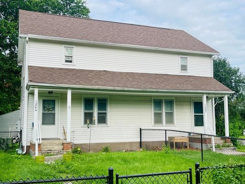 Charming Duplex in Central Ames