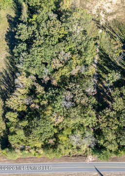 Land, Byhalia, MS