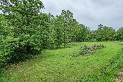 Spacious Lot in Conway, MO