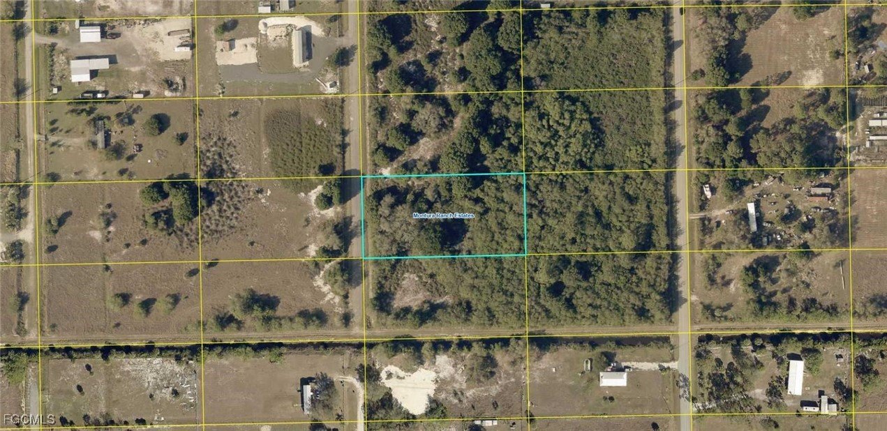 Residential Land in Clewiston, FL