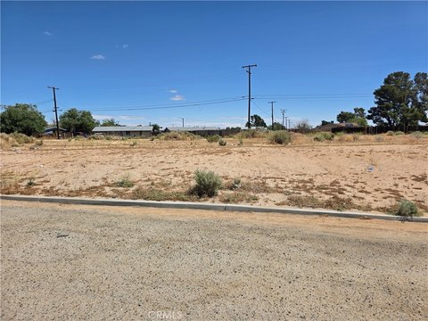 Residential Lot in Established Neighborhood