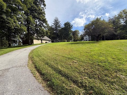 Land, Cortlandt Manor, NY
