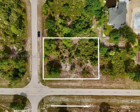 LAND - Lehigh Acres, FL