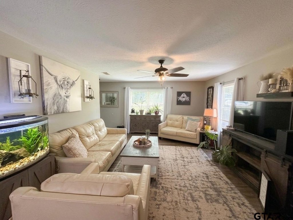 Picture 19