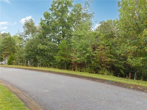 Buildable Lot in Sweetgrass Subdivision
