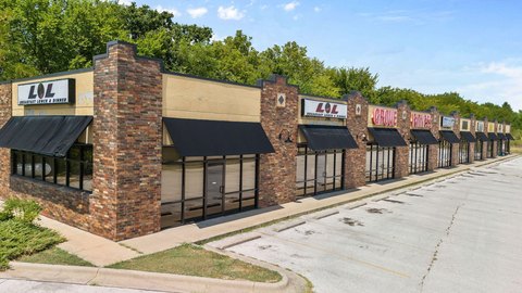 Fair Grove Shopping Center Opportunity