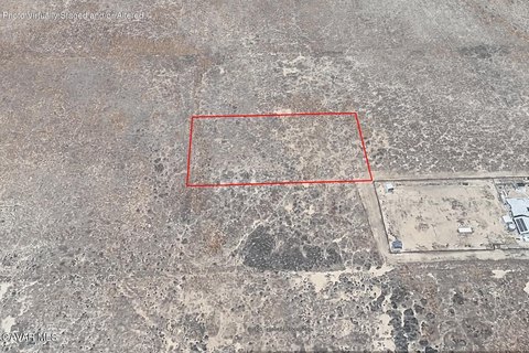 Land, Lancaster, CA