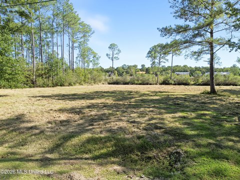Land, Ocean Springs, MS