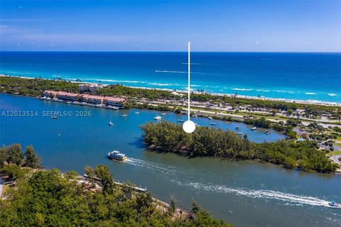 Undeveloped Island-Style Cove Near Beach