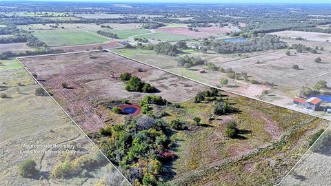 23 Acres of Highway Frontage