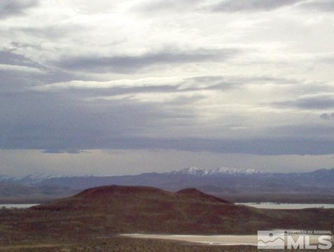 Land, Silver Springs, NV