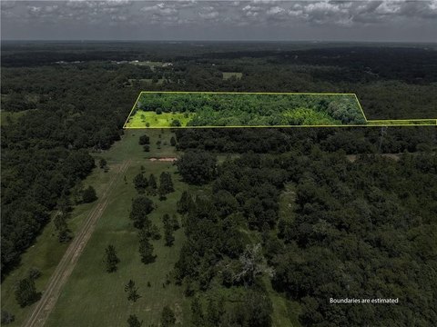 LAND - Irvington, AL