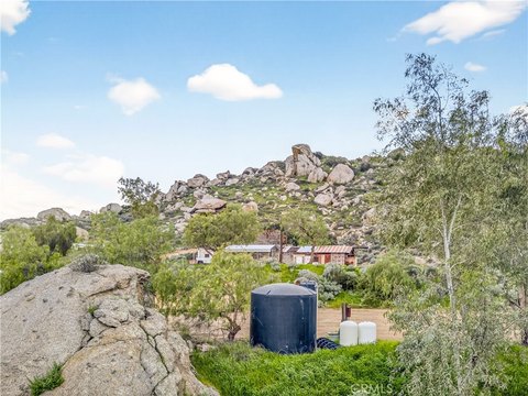 Homeland Land with Panoramic Views
