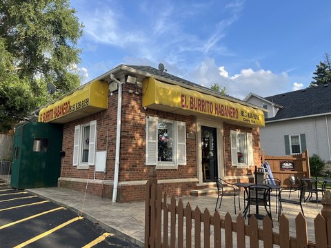 Restaurant Opportunity Near Metra Station