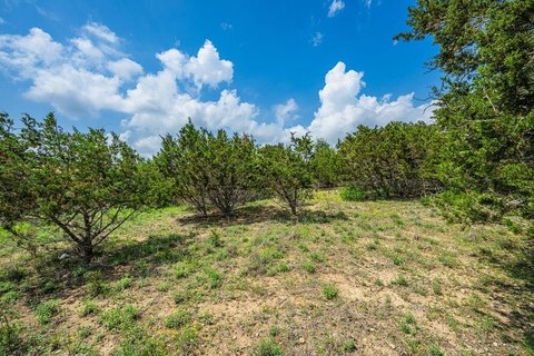 Spacious Homesite in Kerrville, TX