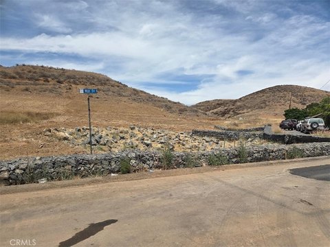 LAND - Lake Elsinore, CA