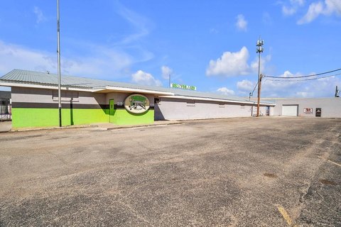 Skateland Reloaded: Versatile Commercial Property