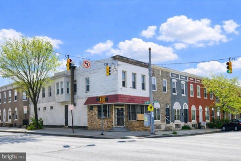 Turnkey Corner Live-Work Building