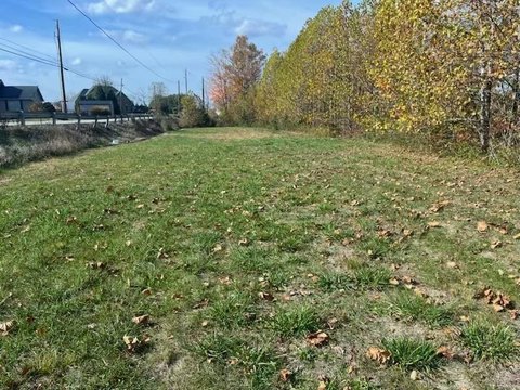 Unrestricted Lot with Development Potential