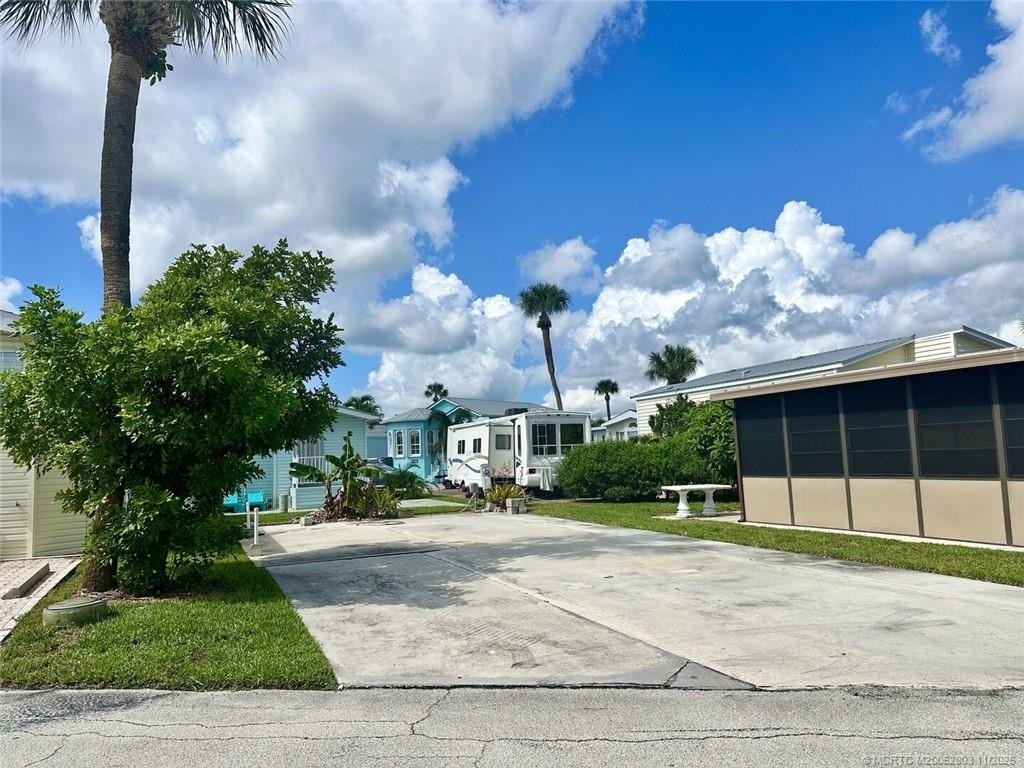 RV Lot Near Atlantic Ocean