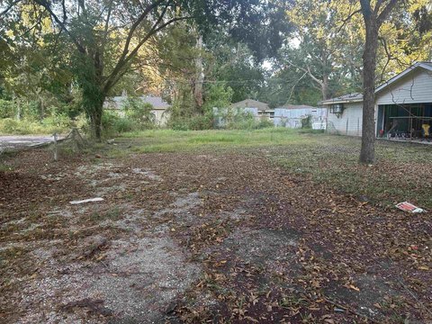 Land, Baton Rouge, LA