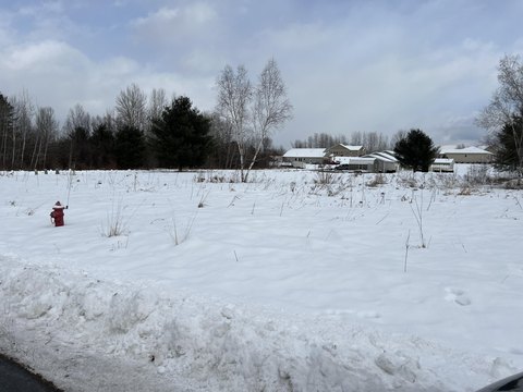 Residential Land in Quiet Subdivision