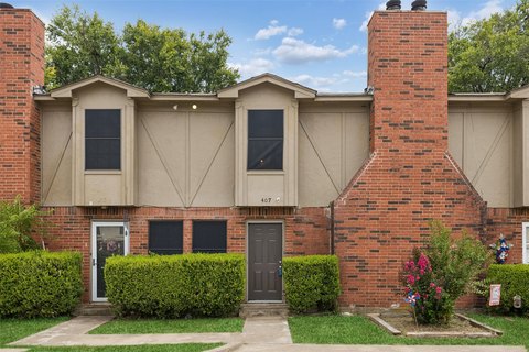 Well-Maintained 4-Unit Investment