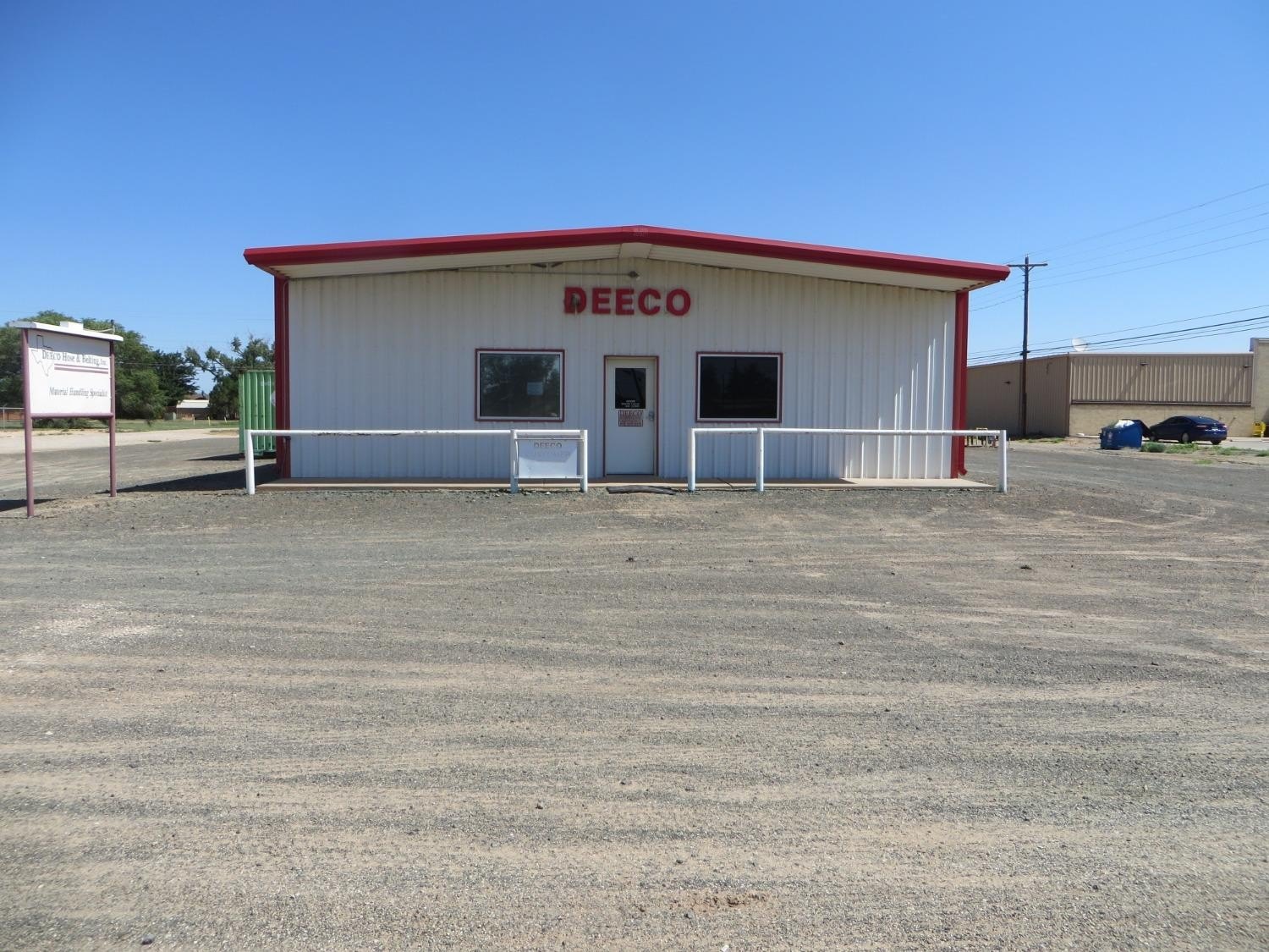 Sundown, TX Commercial Property