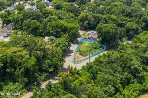 LAND - Knoxville, TN