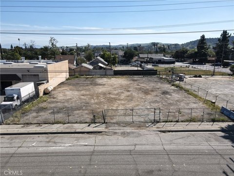 Pomona Land Near Mission Blvd