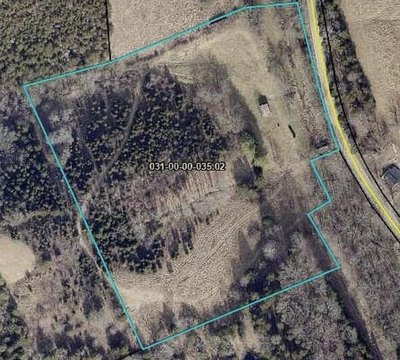 Wooded Hunting Land with Shop