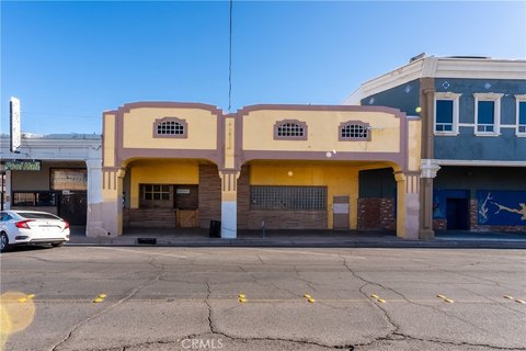 Mixed-Use Medical Office and Warehouse