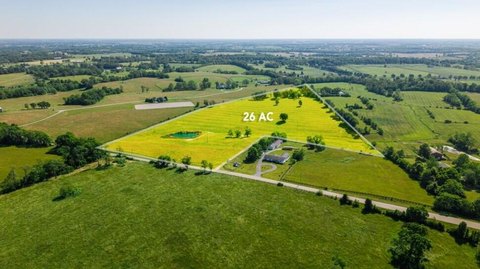 Bourbon County Acreage with Utilities