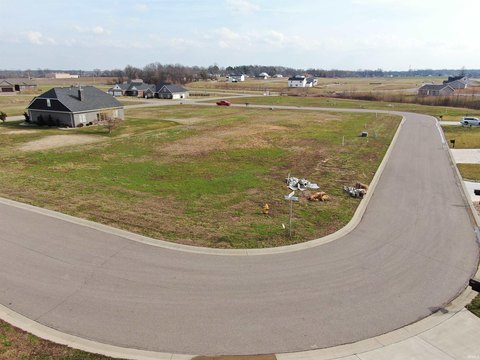Residential Land in Magnolia Ridge