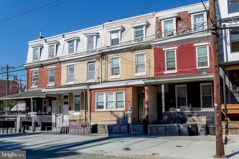 Well-Maintained Philadelphia Triplex Investment