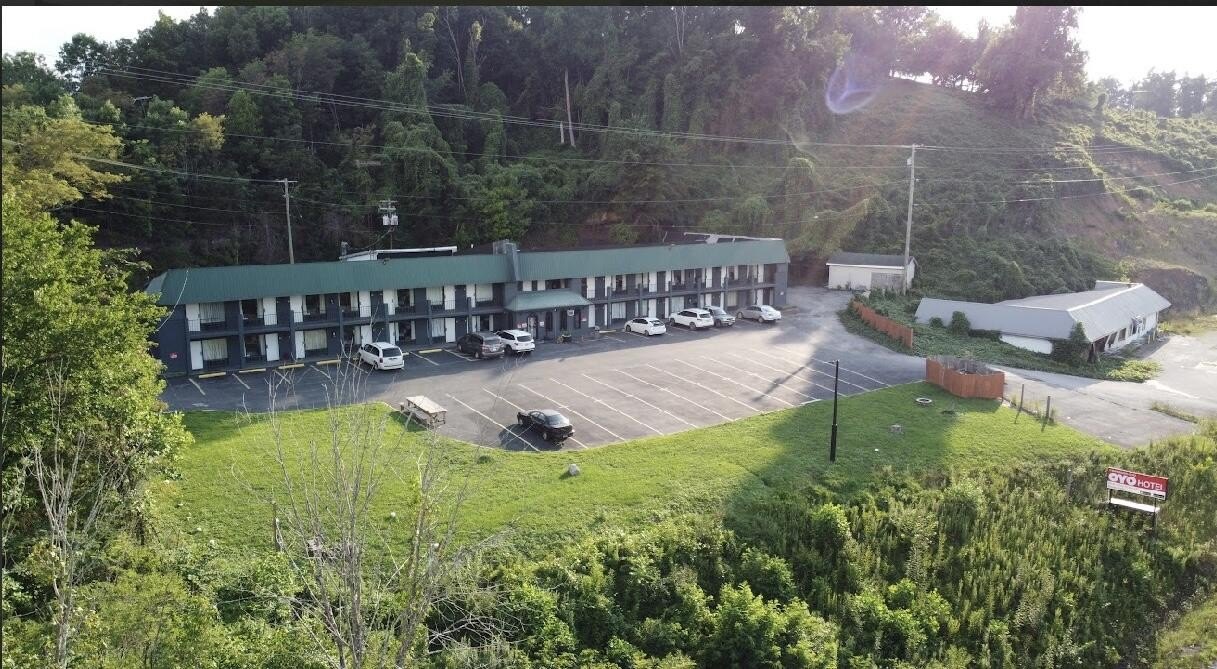 46-Unit Motel Near I-75