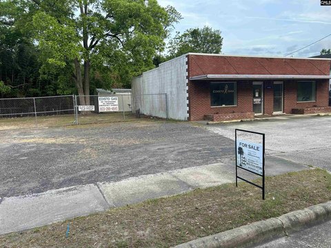 Williston Office on Acre Lot