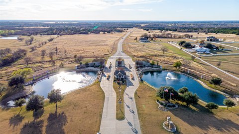 Land, Whitney, TX