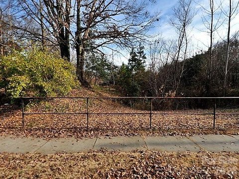 LAND - Charlotte, NC