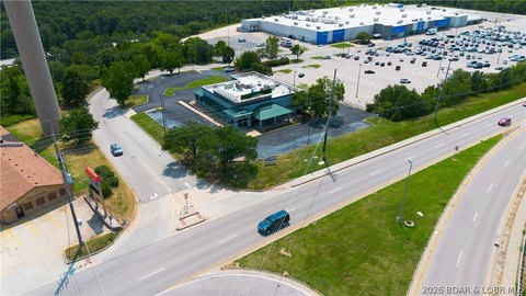 Restaurant Building with Highway Frontage