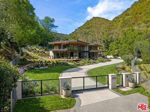 LAND - Los Angeles, CA