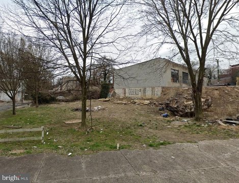 Vacant ICMX Lot For Sale