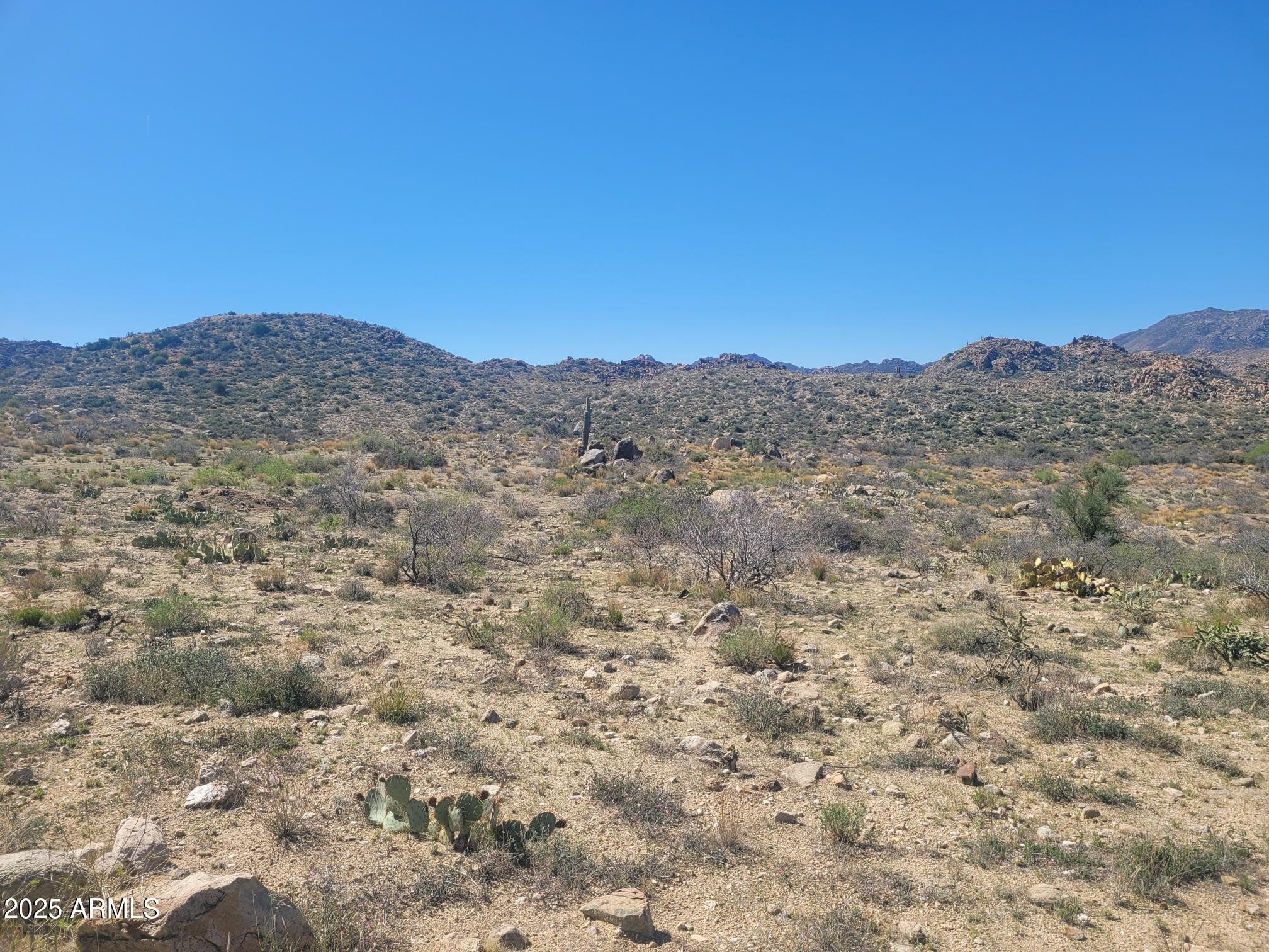 Arizona Land with Mountain Views