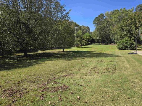 LAND, Simpsonville, SC