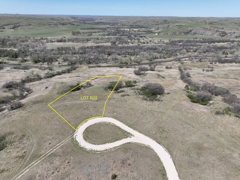 LAND - White River, SD