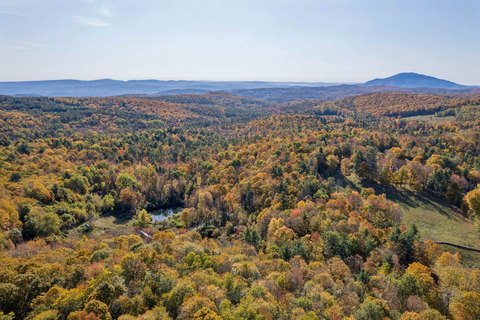 Land, Hartland, VT
