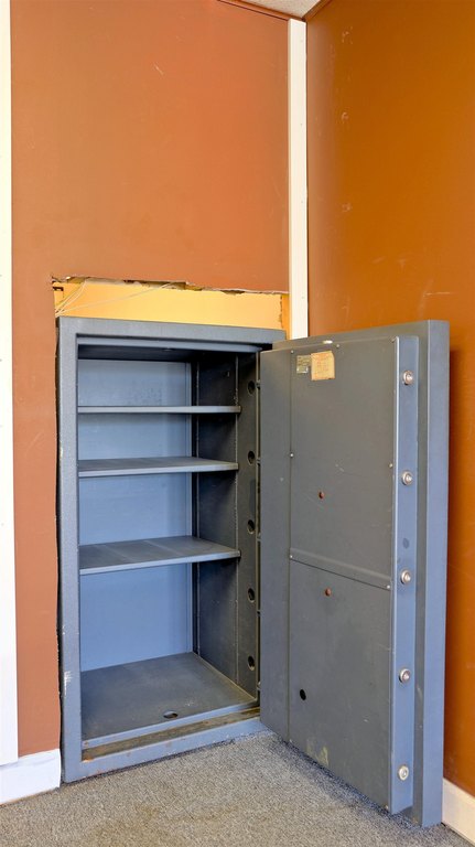 Picture 4
